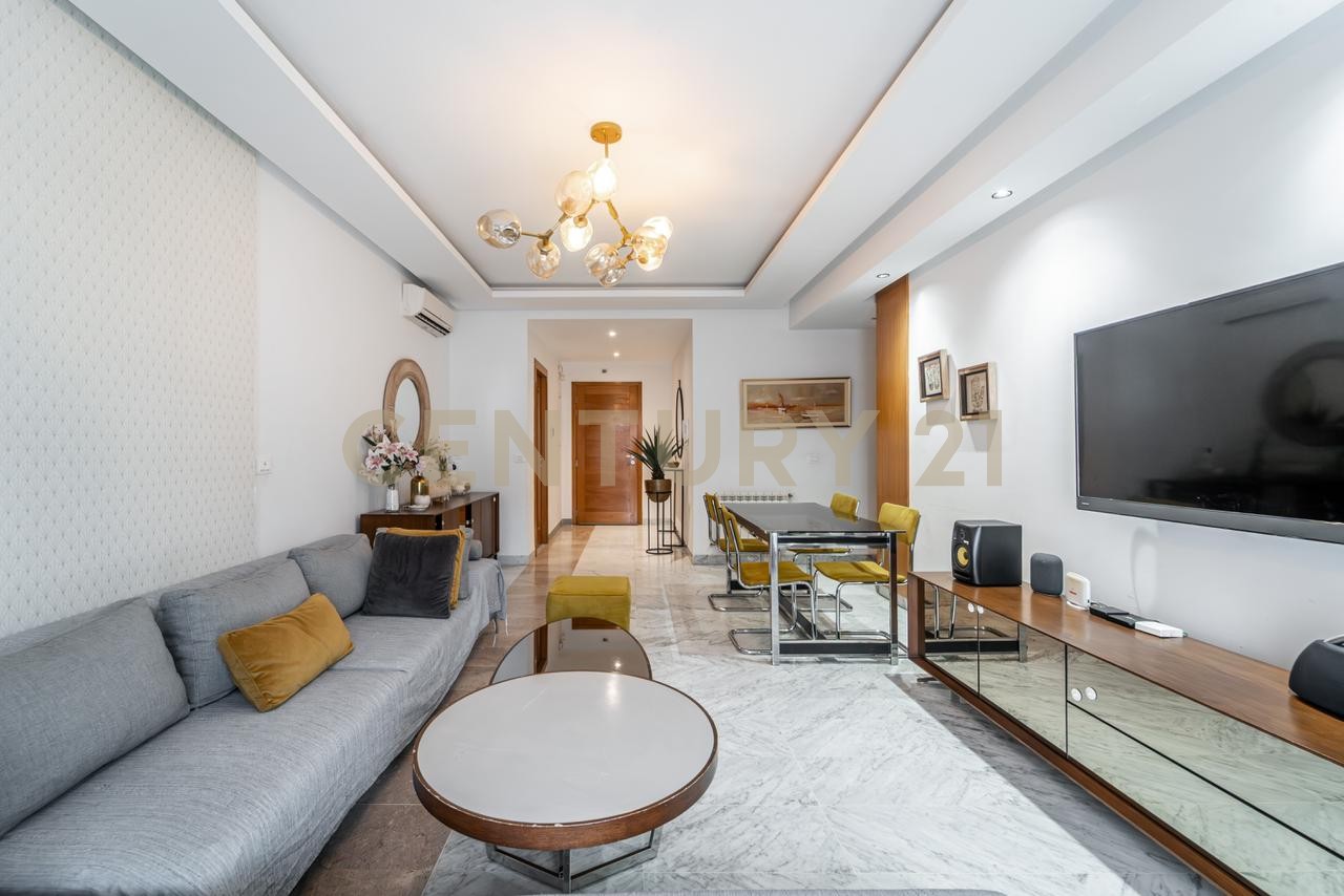 À vendre appartement S+3 Centre urbain nord