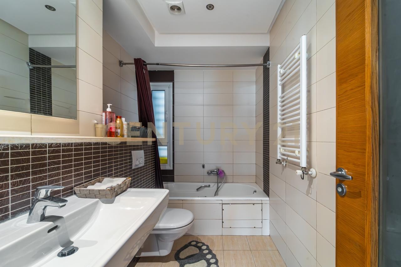 À vendre appartement S+3 Centre urbain nord