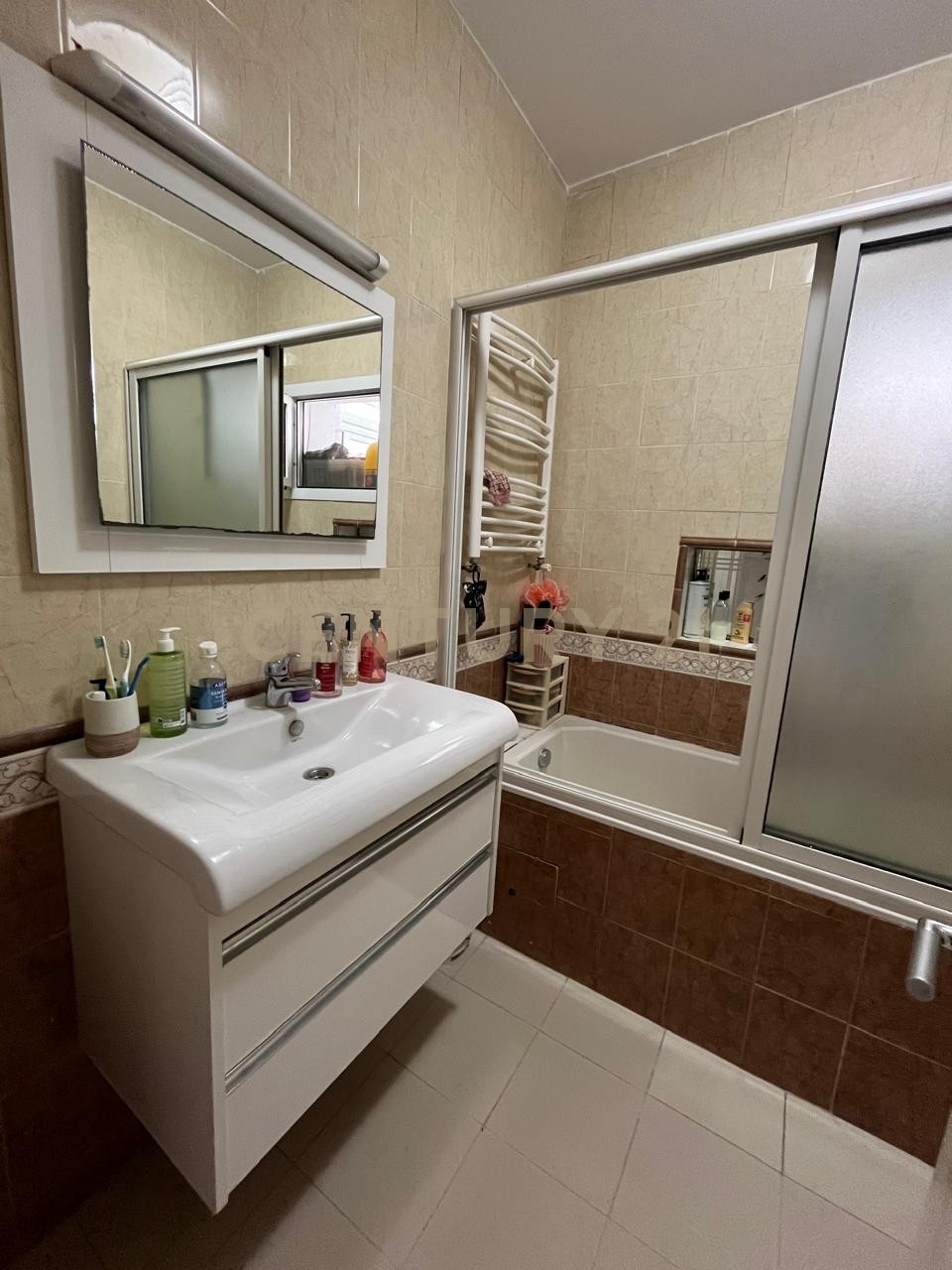 A Vendre Appartement en S+3 à la Cité Olympique