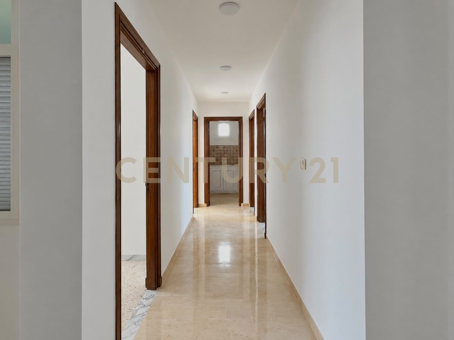 Bureau à louer à Charguia 2 - 301 m² – photo 3 sur 10