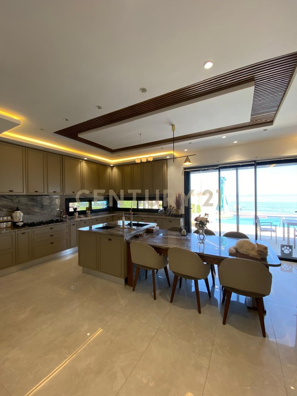 À vendre villa pieds dans l&rsquo;eau à Soliman chott