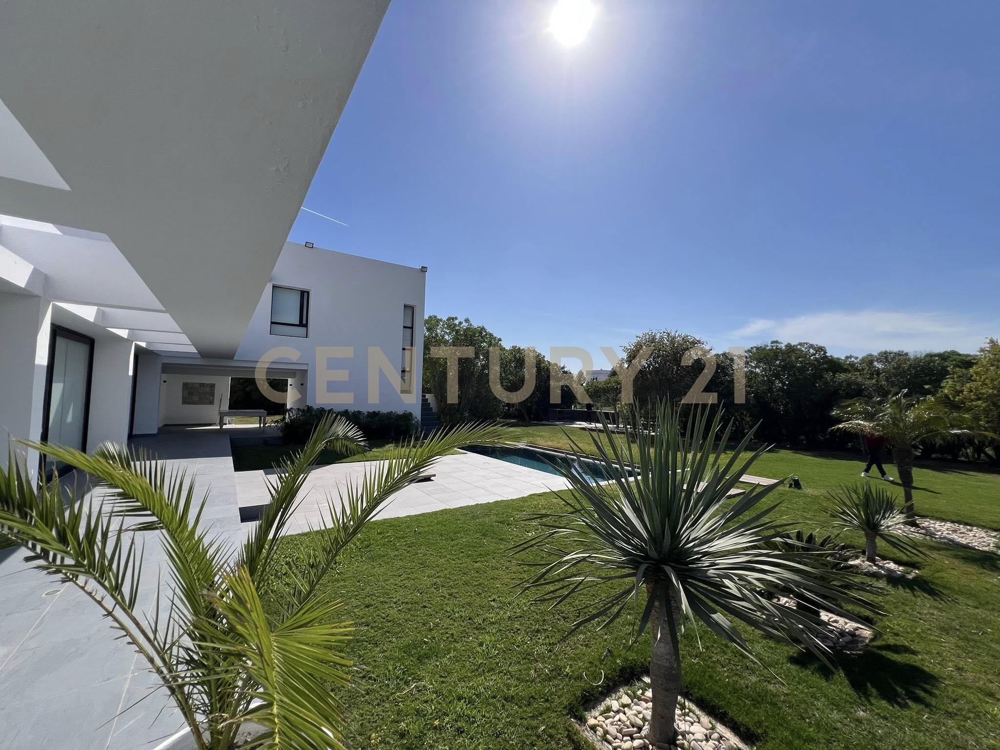 Villa S+5 à vendre à Hammamet Sud - 500 m² – photo 2 sur 12