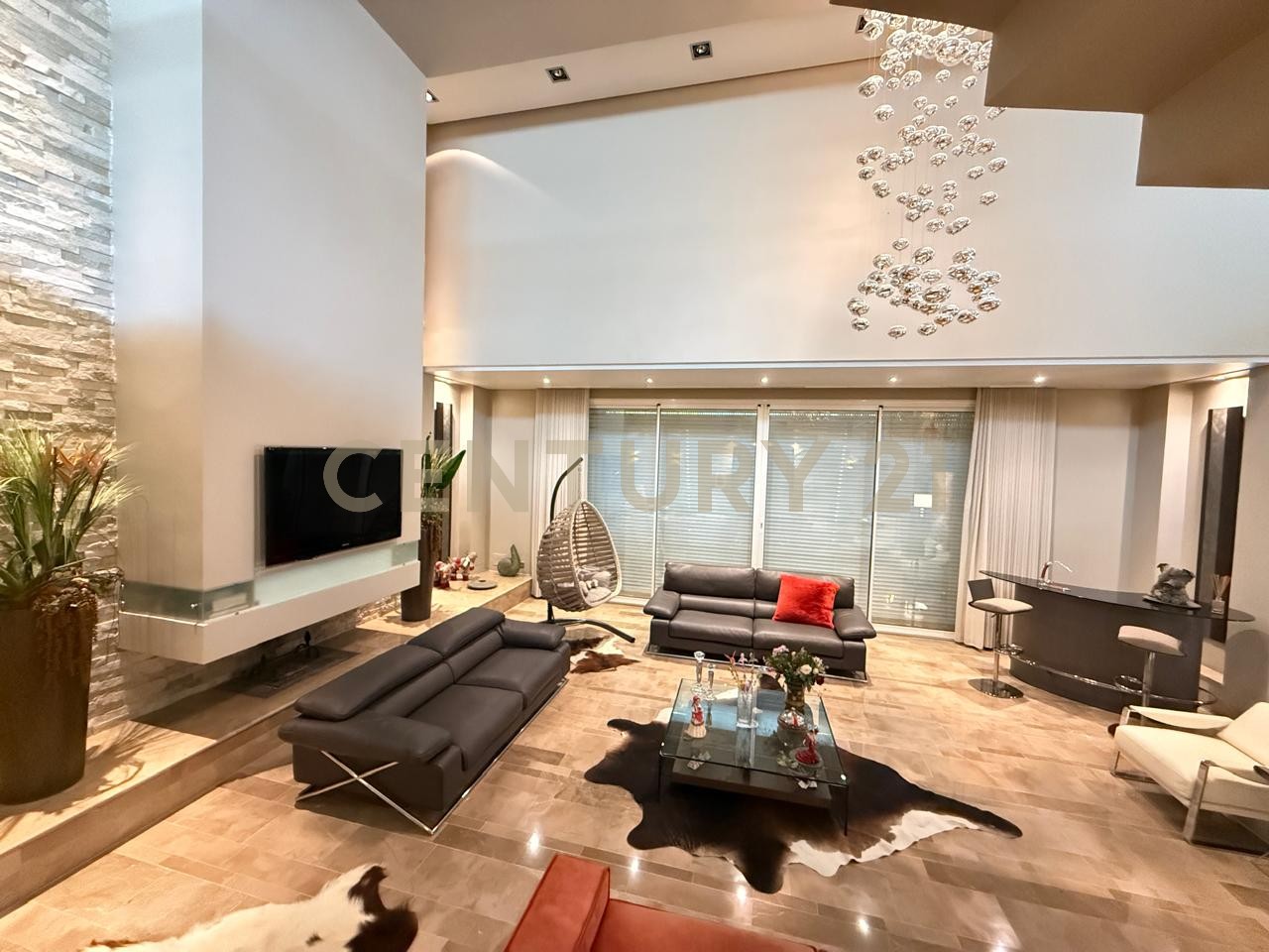 Villa S+5 à vendre à Cité El Mahrsi 3 - 530 m² – photo 2 sur 10