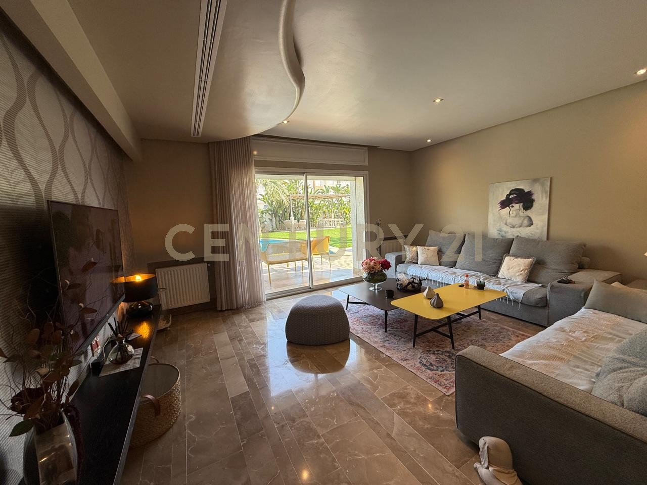Villa S+5 à vendre à Cité El Mahrsi 3 - 530 m² – photo 4 sur 10