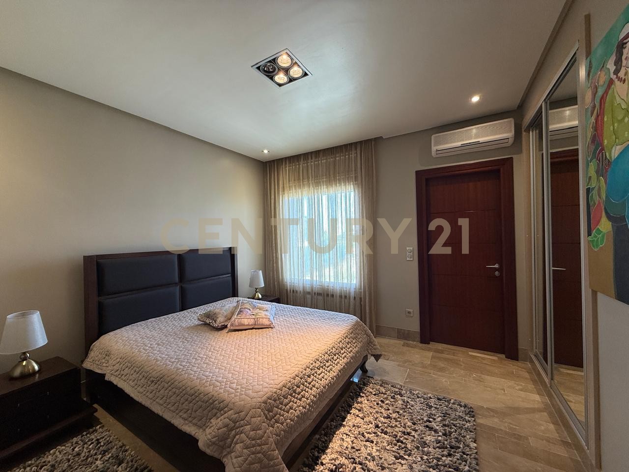 Villa S+5 à vendre à Cité El Mahrsi 3 - 530 m² – photo 6 sur 10