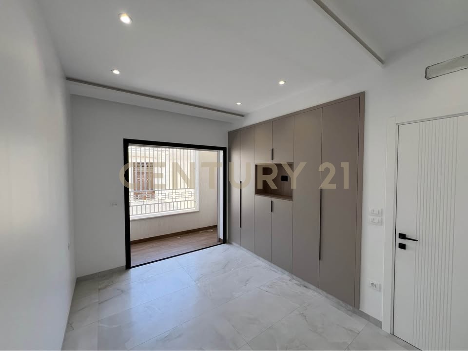 À louer étage de villa S+2 AFH1