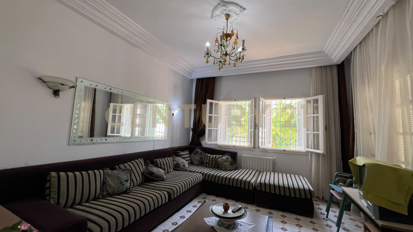 À VENDRE:PROPRIÉTÉ À FORT POTENTIEL – 6 767 M² : VILLA + 3 HANGARS – HENCHIR EL HAOUARIA- NABEUL