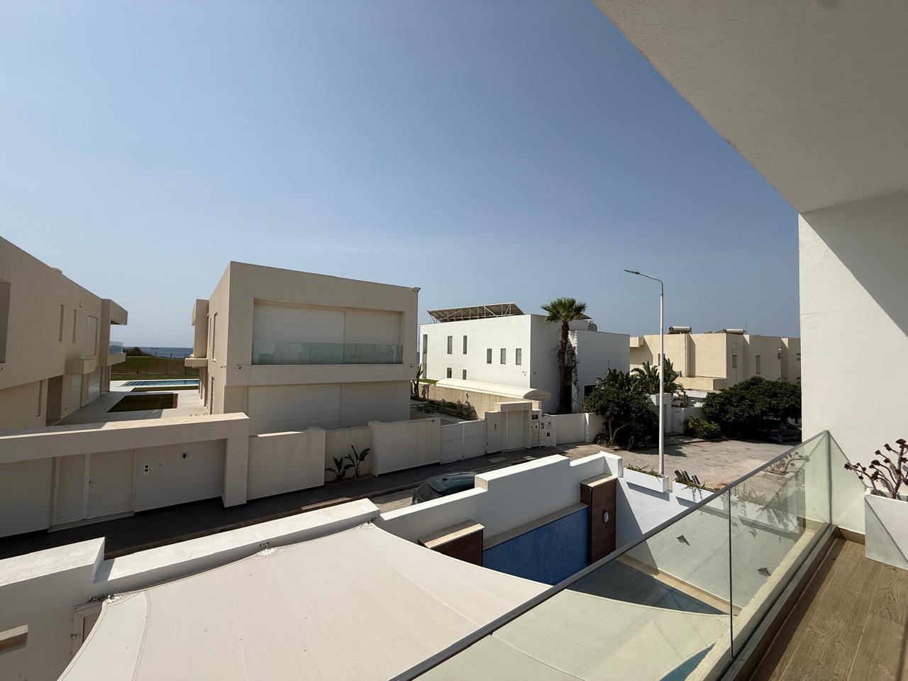 À vendre villa vue mer à Jinèn béni khiar