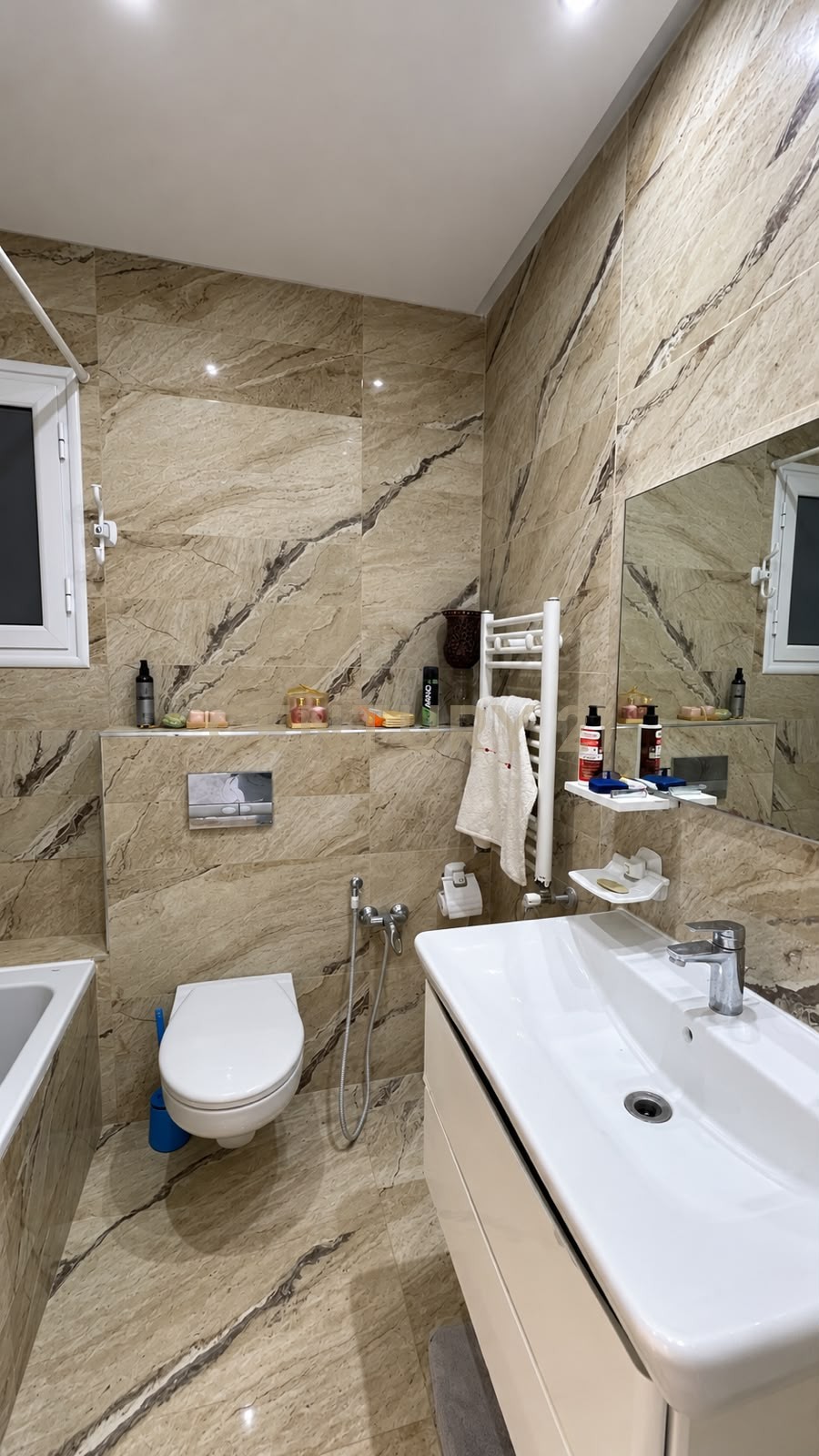 Appartement S+2 à vendre à Cité El Wafa AFH 2 - 97 m² – photo 5 sur 7