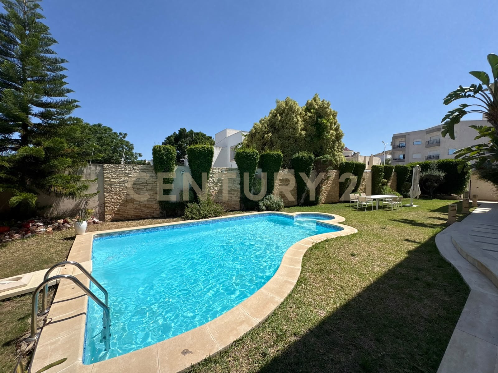 À vendre Deux Villas Jumelles à Vendre à Riadh El Andalous