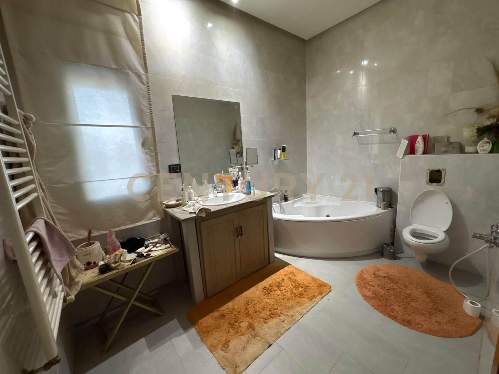 À vendre villa situé à Chotrana 3