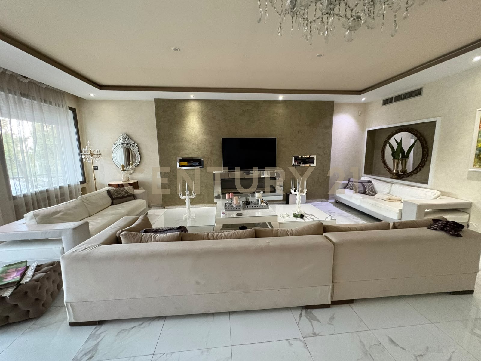 À vendre villa situé à Chotrana 3