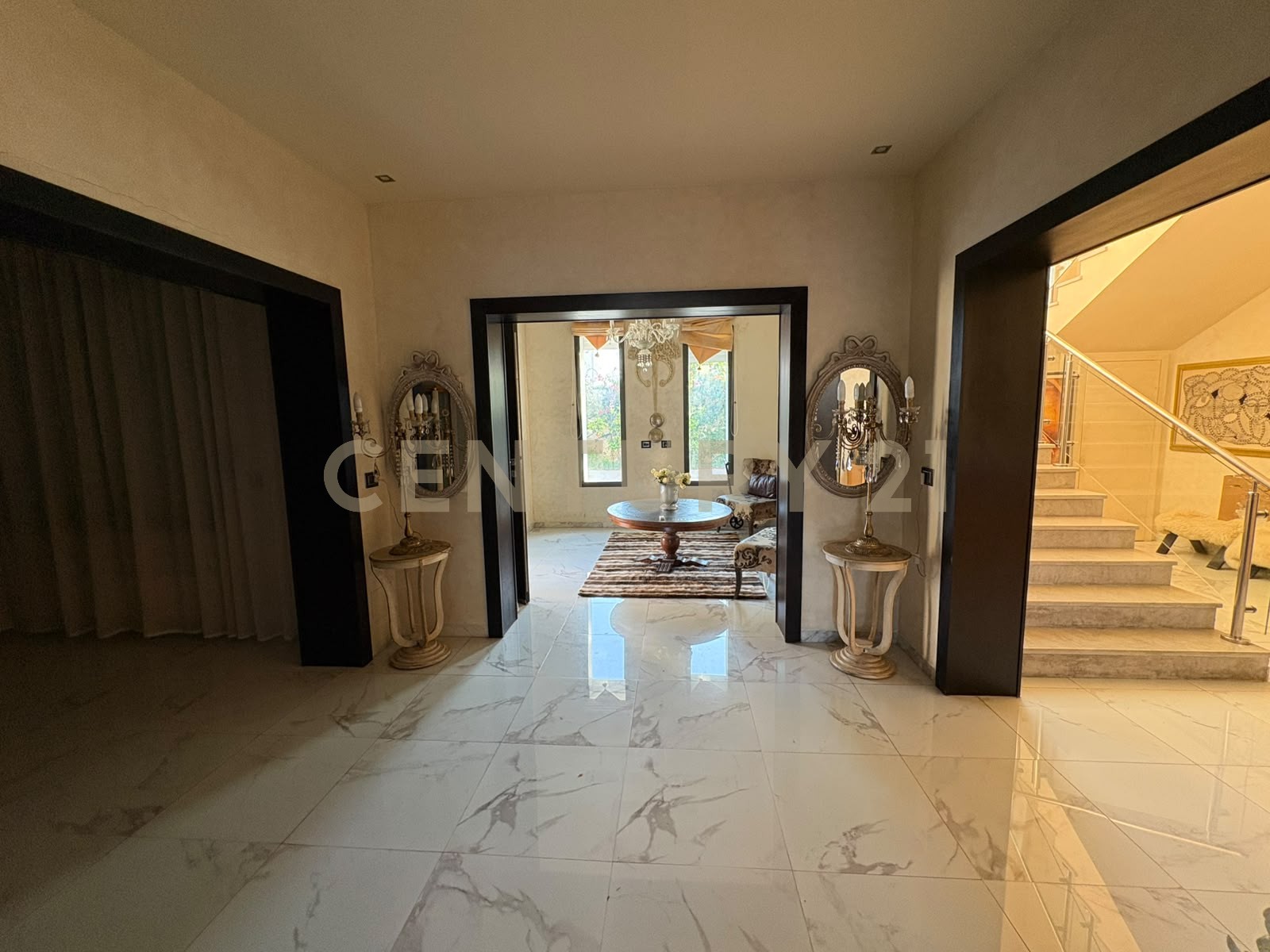À vendre villa situé à Chotrana 3