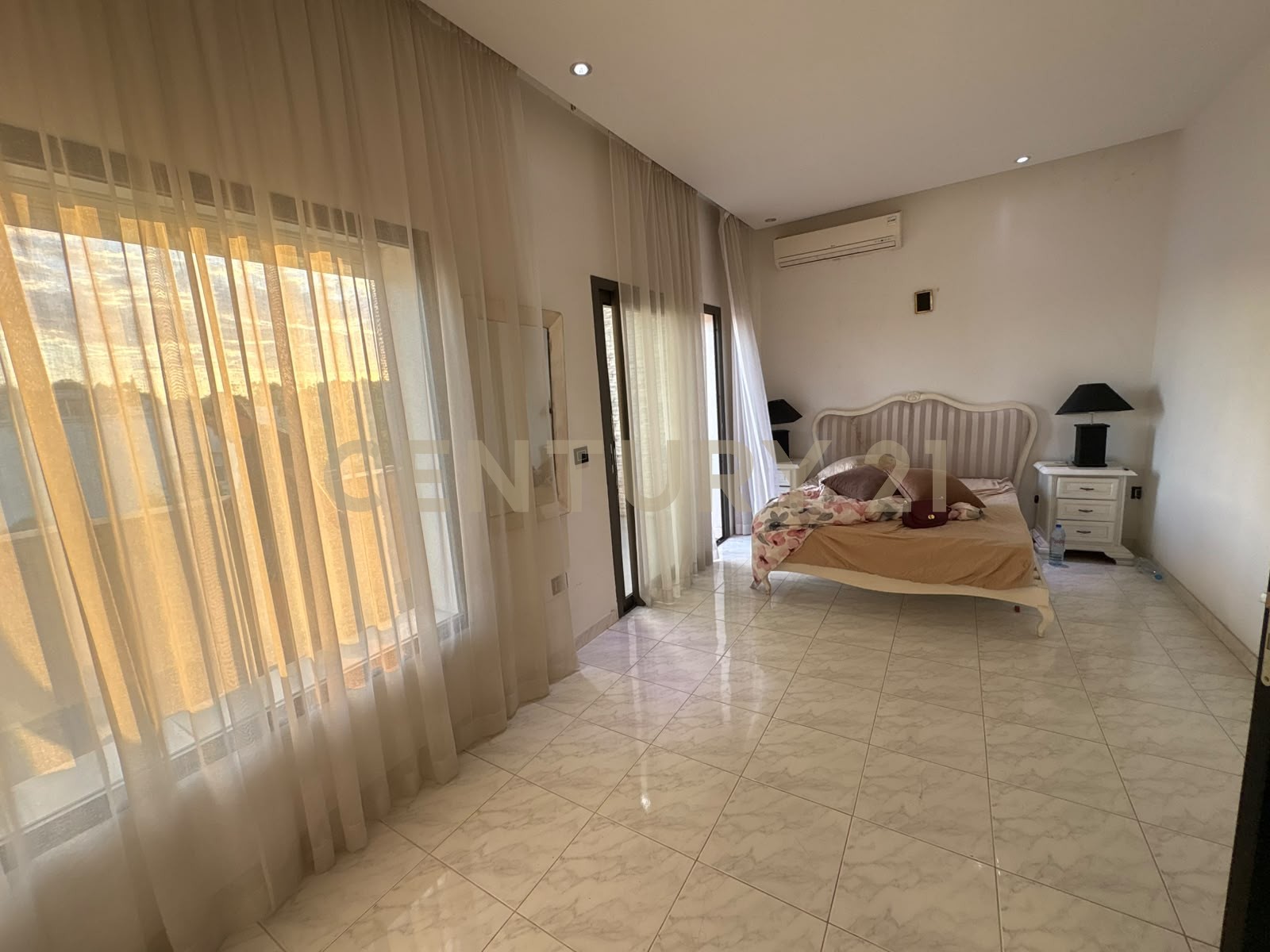 À vendre villa situé à Chotrana 3