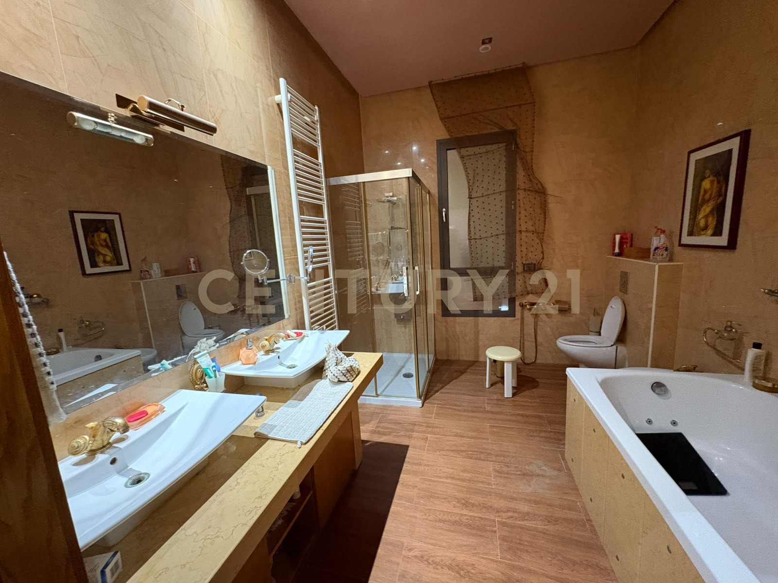 À vendre villa situé à Chotrana 3