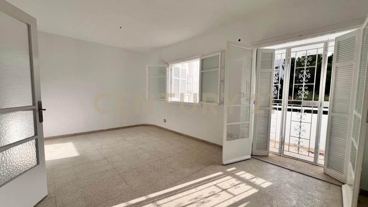 Appartement S+3 à vendre à El Menzah 7 - 94 m² – photo 1 sur 9