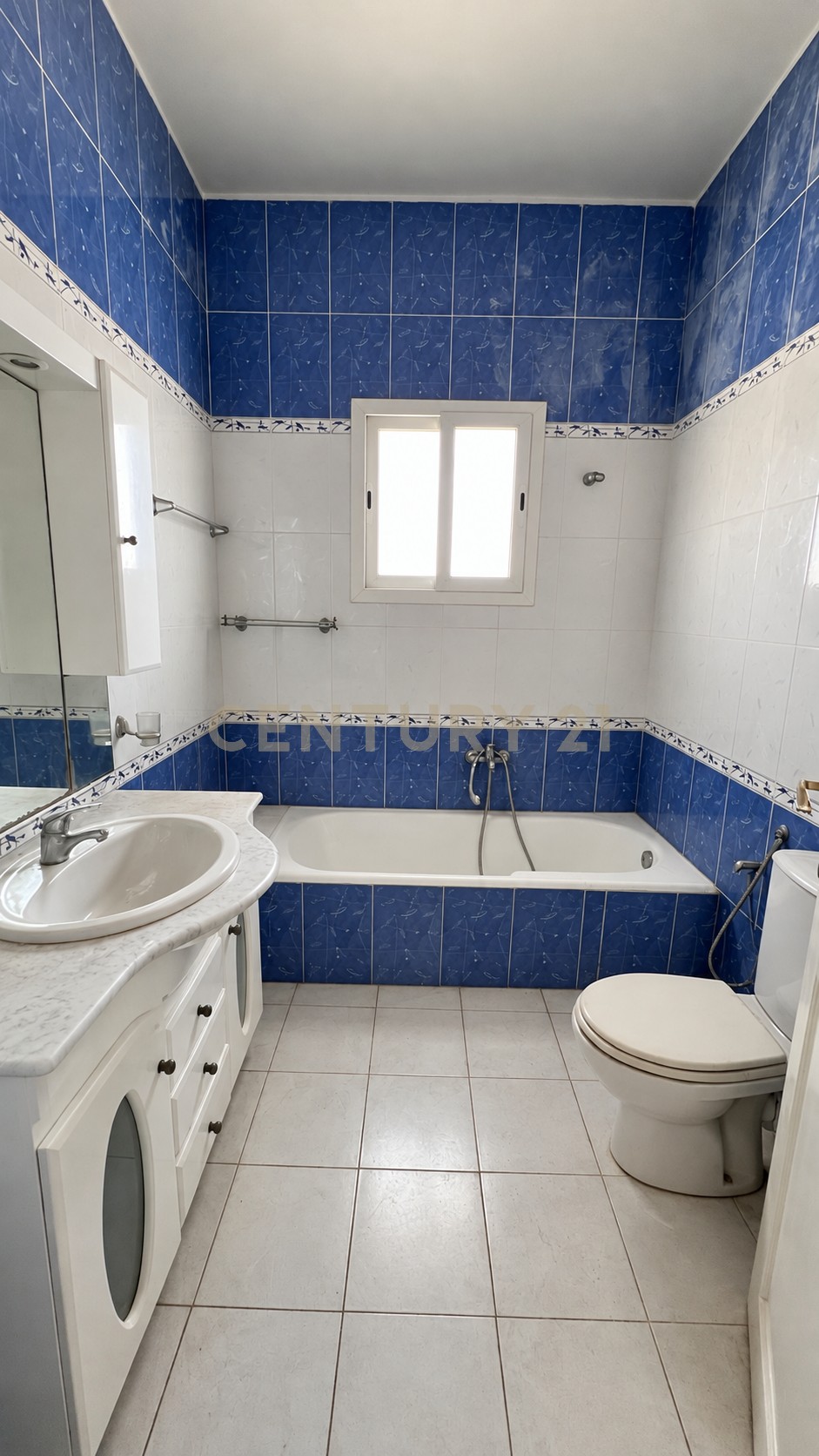 Villa S+4 à vendre à El Menzah 9 - 257 m² – photo 6 sur 6