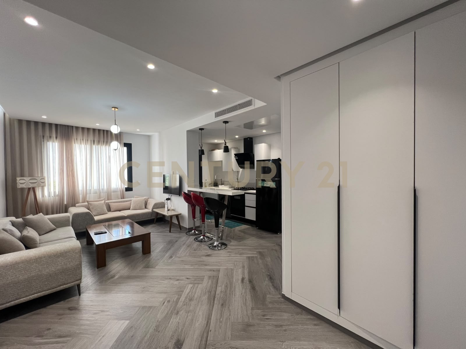 Appartement S+1 meublé à louer aux berges du Lac 2 - 50 m² – photo 2 sur 5