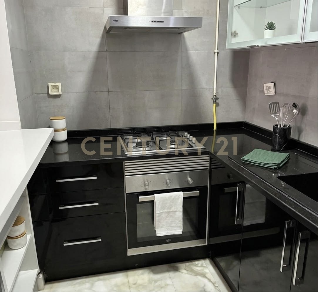 À louer appartement S+1 meublé au berges du Lac 2