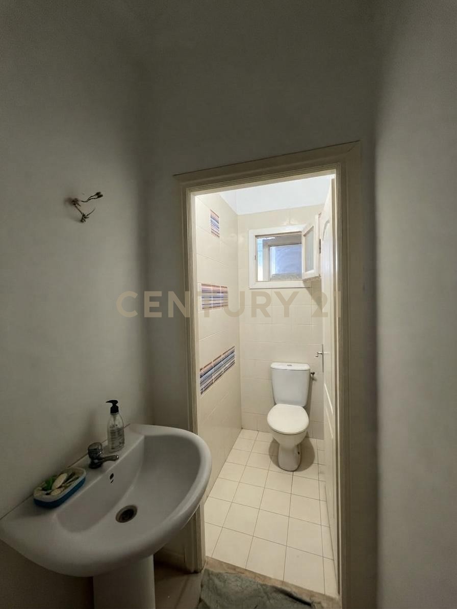 À VENDRE – Appartement S+3 à l’Aouina