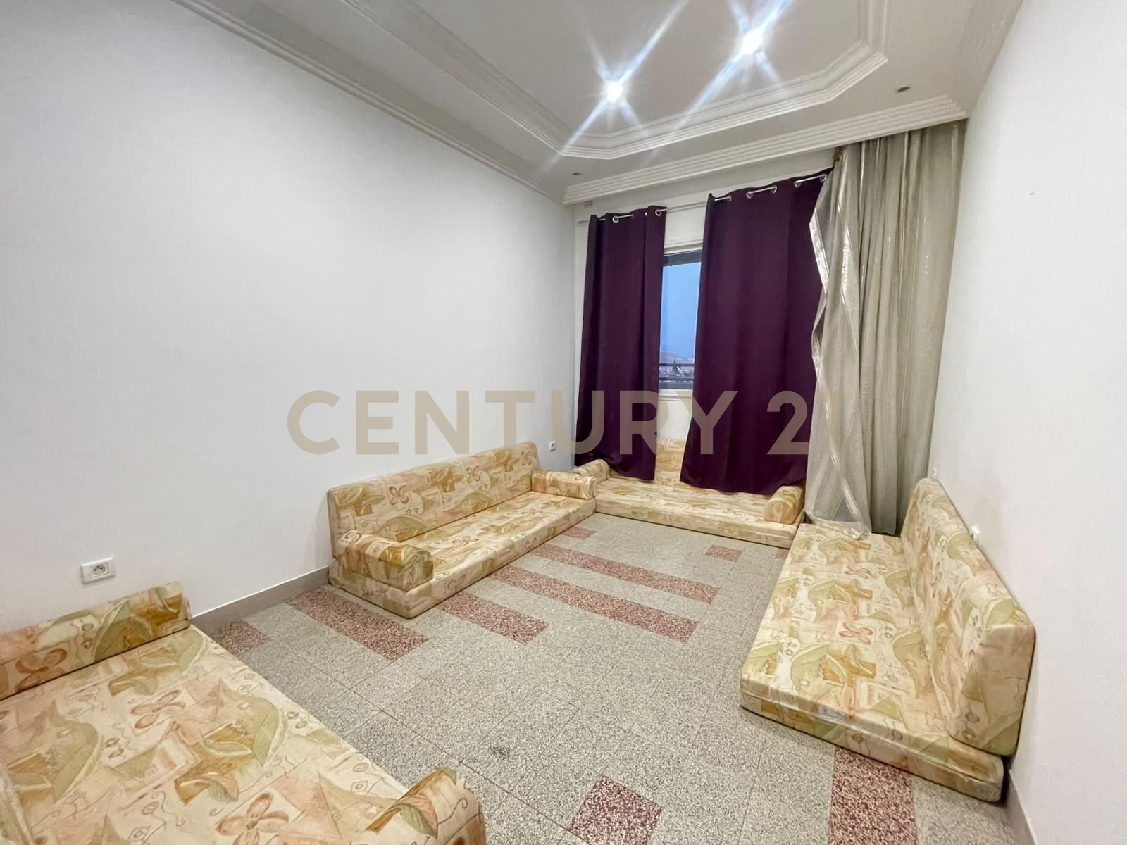 À louer appartement S+3  El Menzah 1