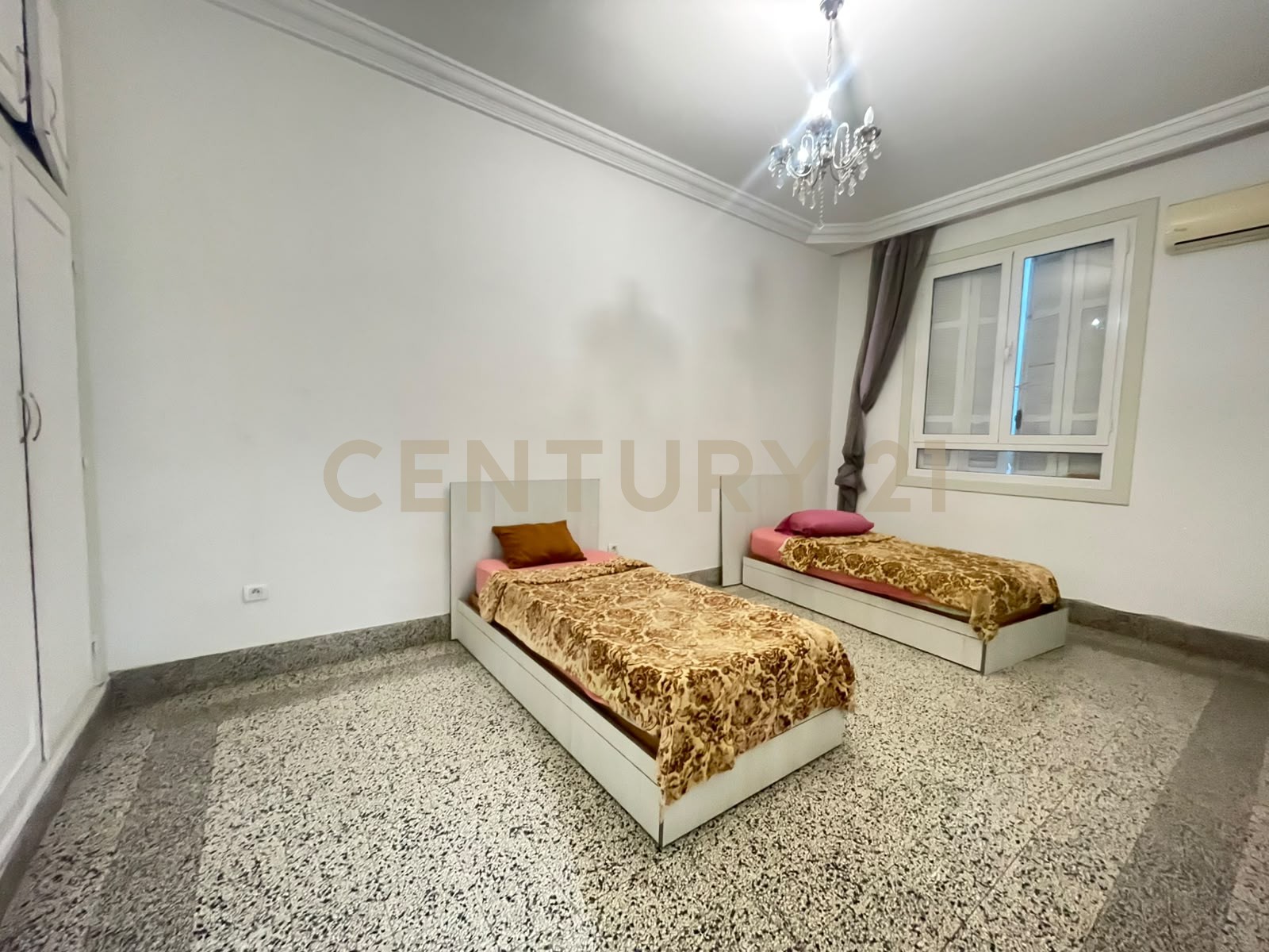 À louer appartement S+3  El Menzah 1