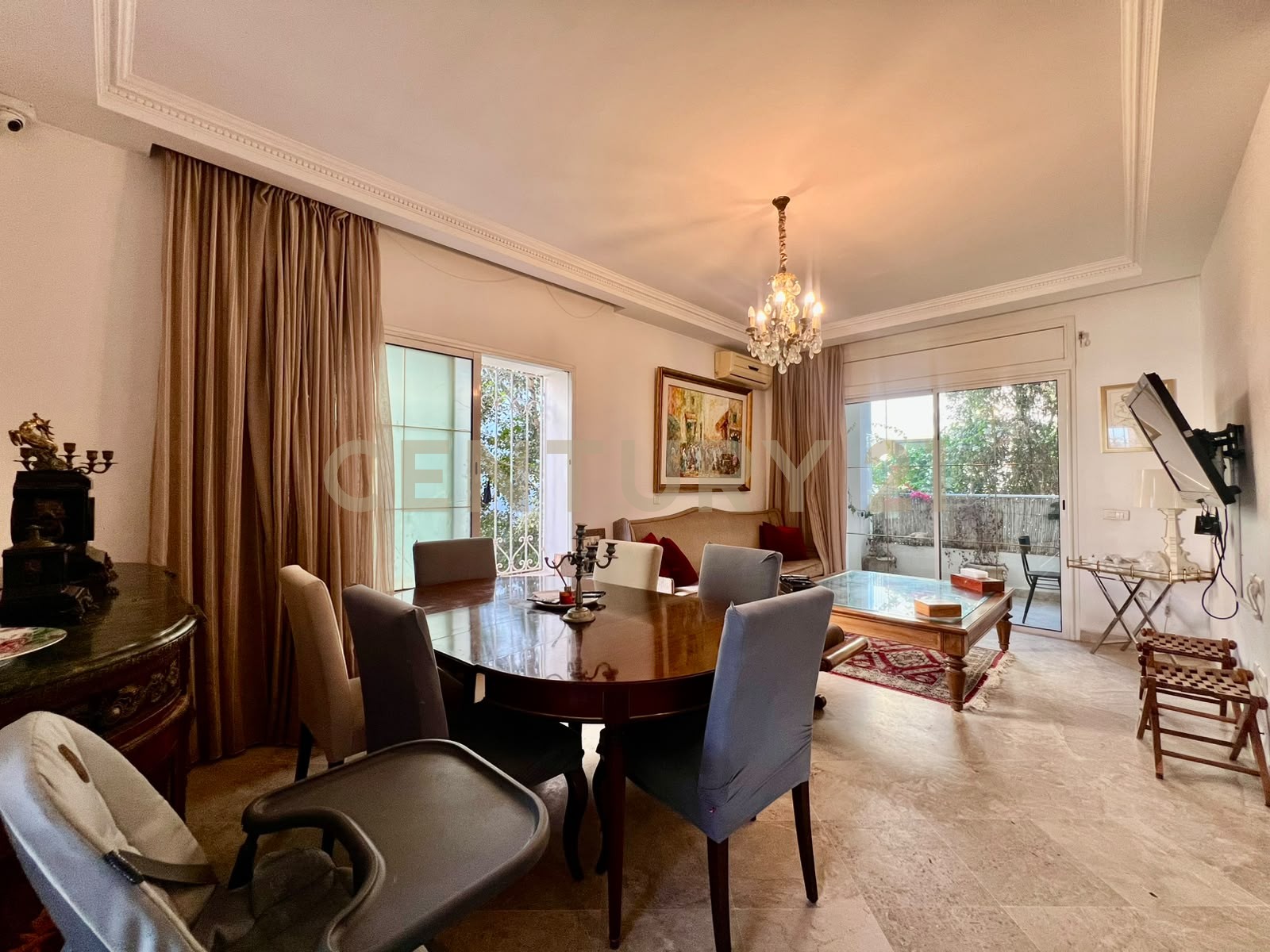 À LOUER – Duplex S+3 à la Marsa Stade