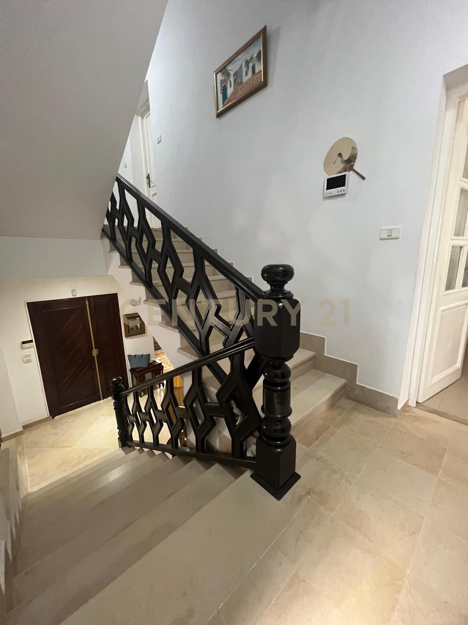 À vendre villa à Cite Ennasr