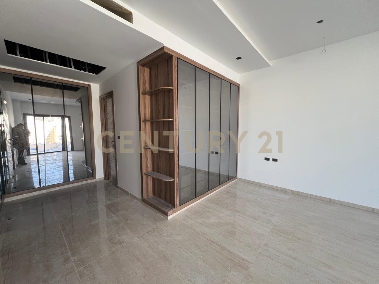À vendre appartement S+3 Cite Ennasr 2