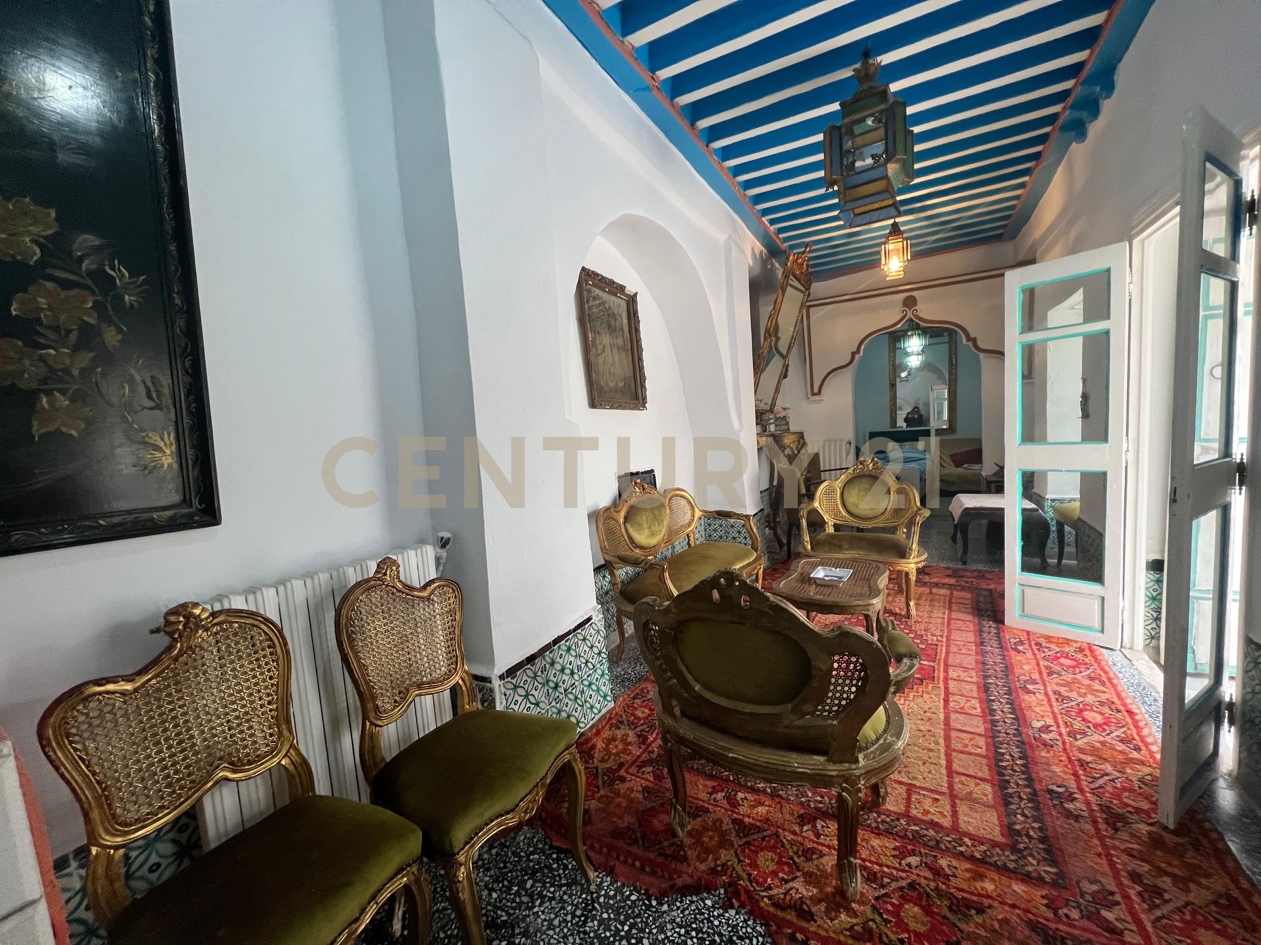 À vendre villa S+4 Sidi Bousaid