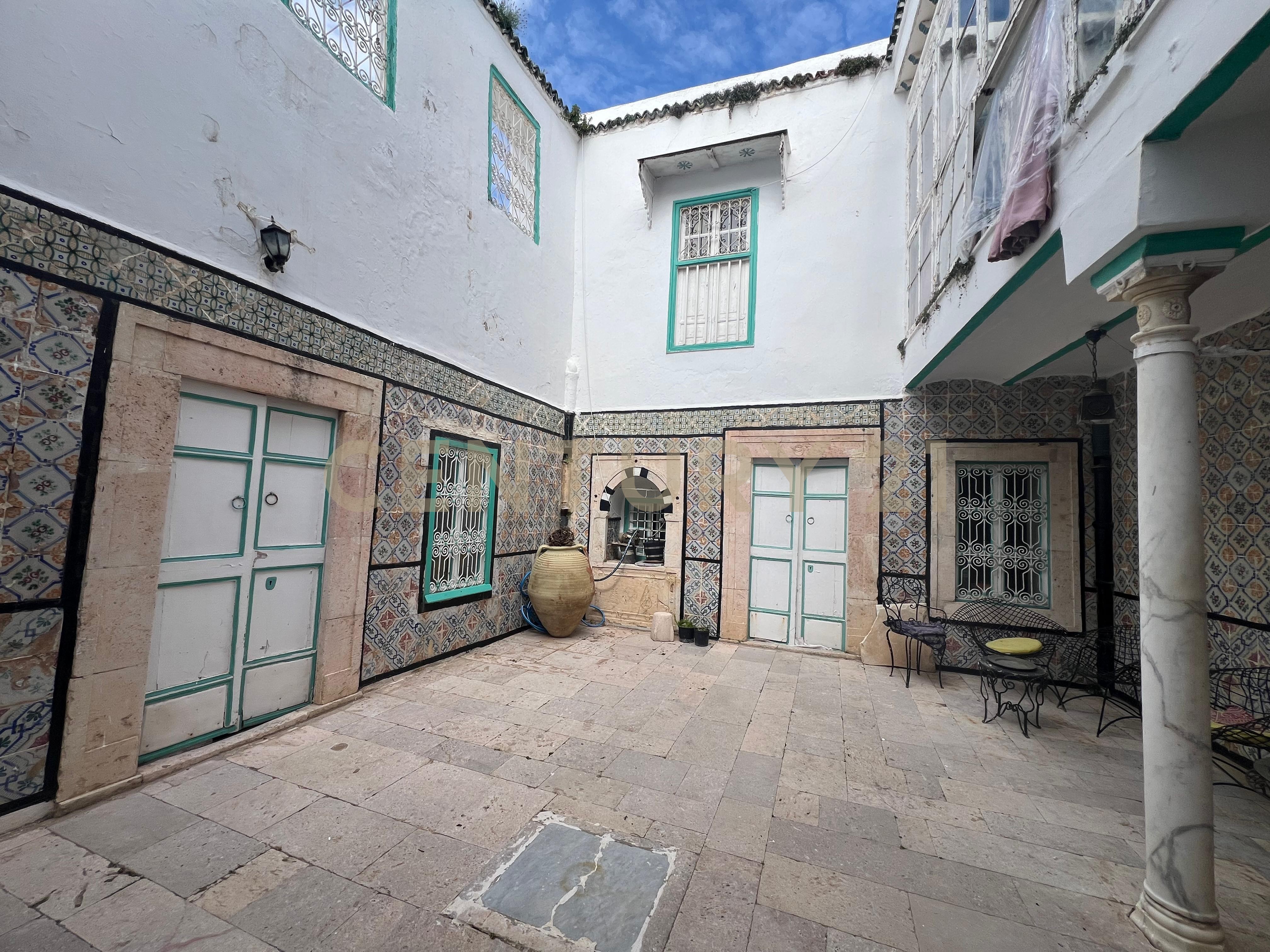 À vendre villa S+4 Sidi Bousaid