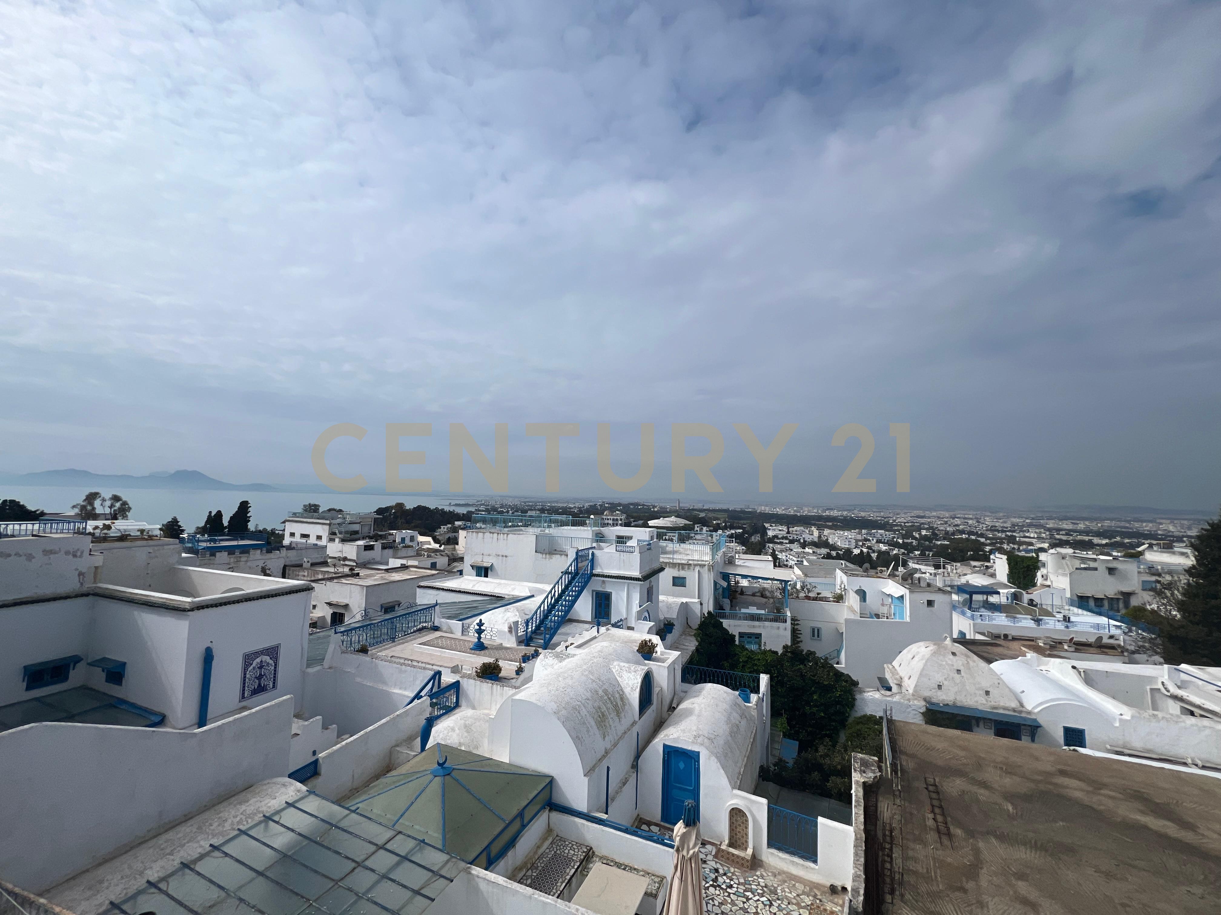 À vendre villa S+4 Sidi Bousaid