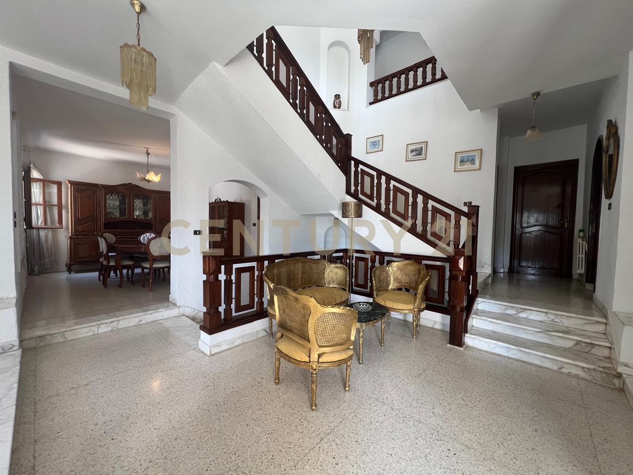 Villa S+6 à vendre à Cite Ennasr 1 - 476 m² – photo 5 sur 14