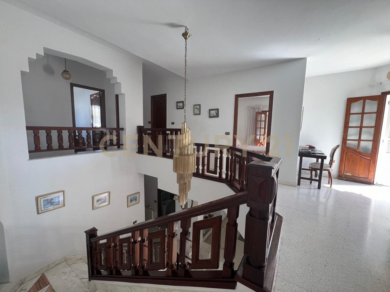 Villa S+6 à vendre à Cite Ennasr 1 - 476 m² – photo 6 sur 14