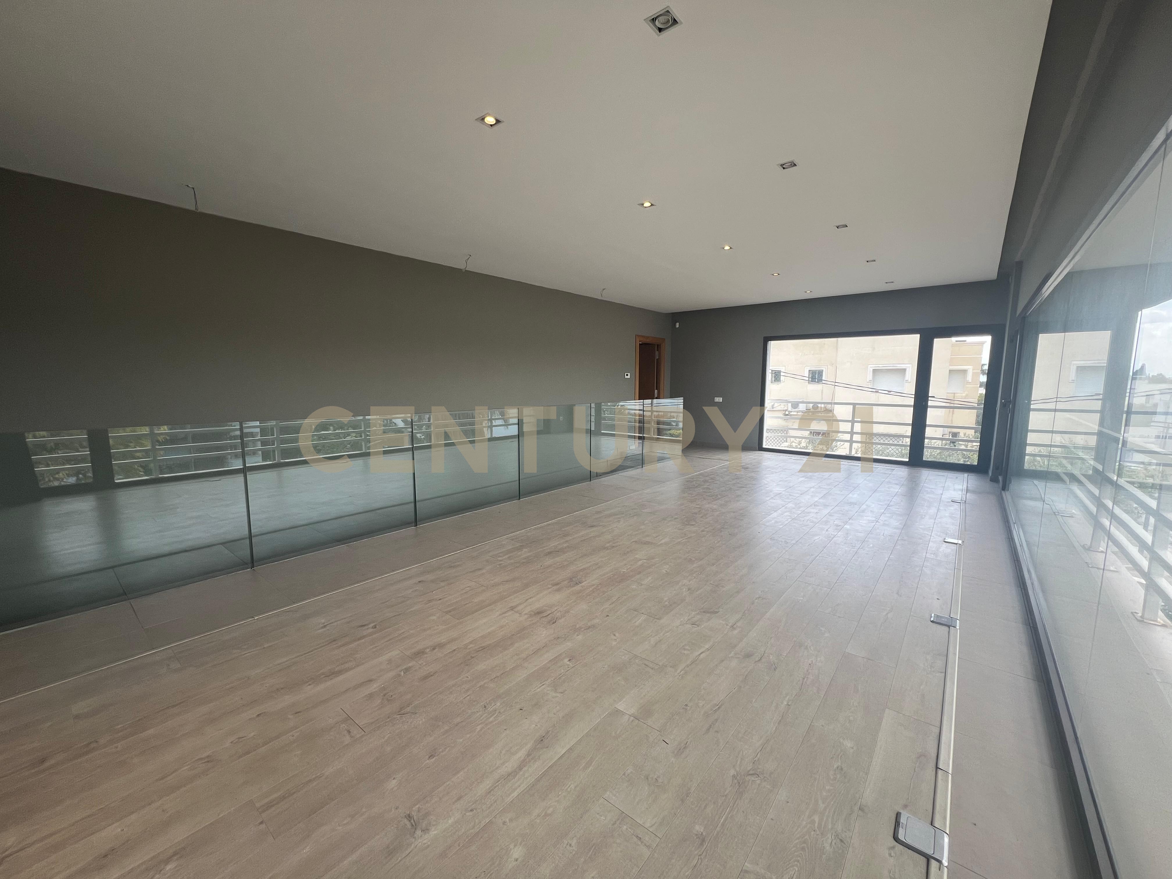 À vendre villa S+6 El Menzah 1
