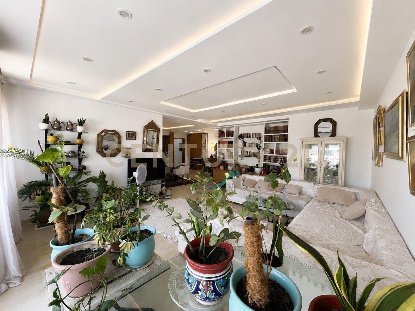 À vendre appartement S+3 Ain Zaghouan