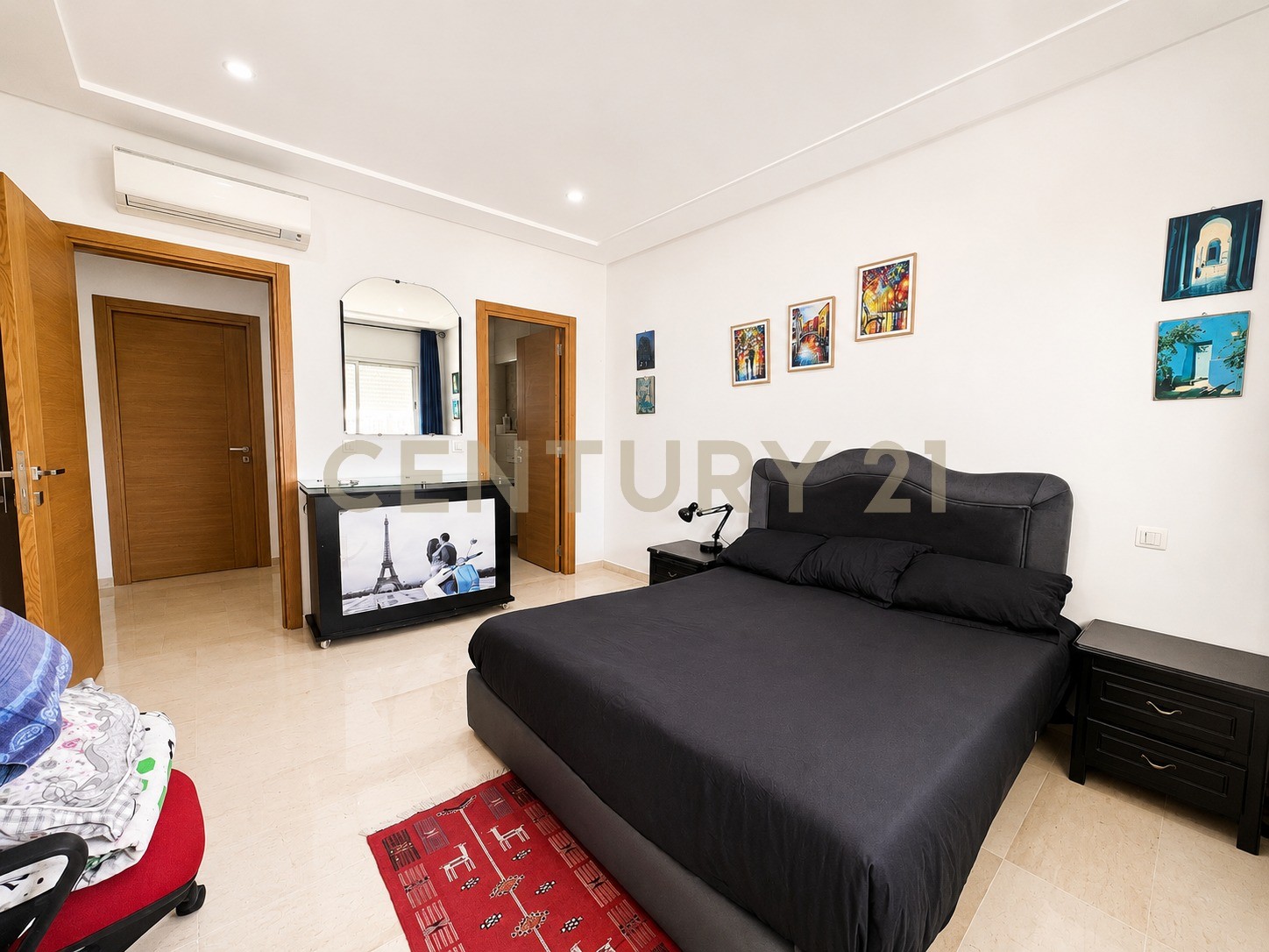 À vendre appartement S+3 Ain Zaghouan