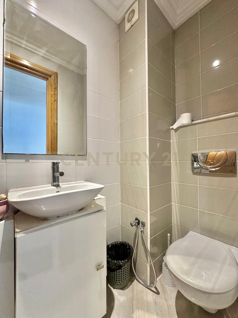 À louer : Appartement S+2 meublé aux Berges du Lac 2