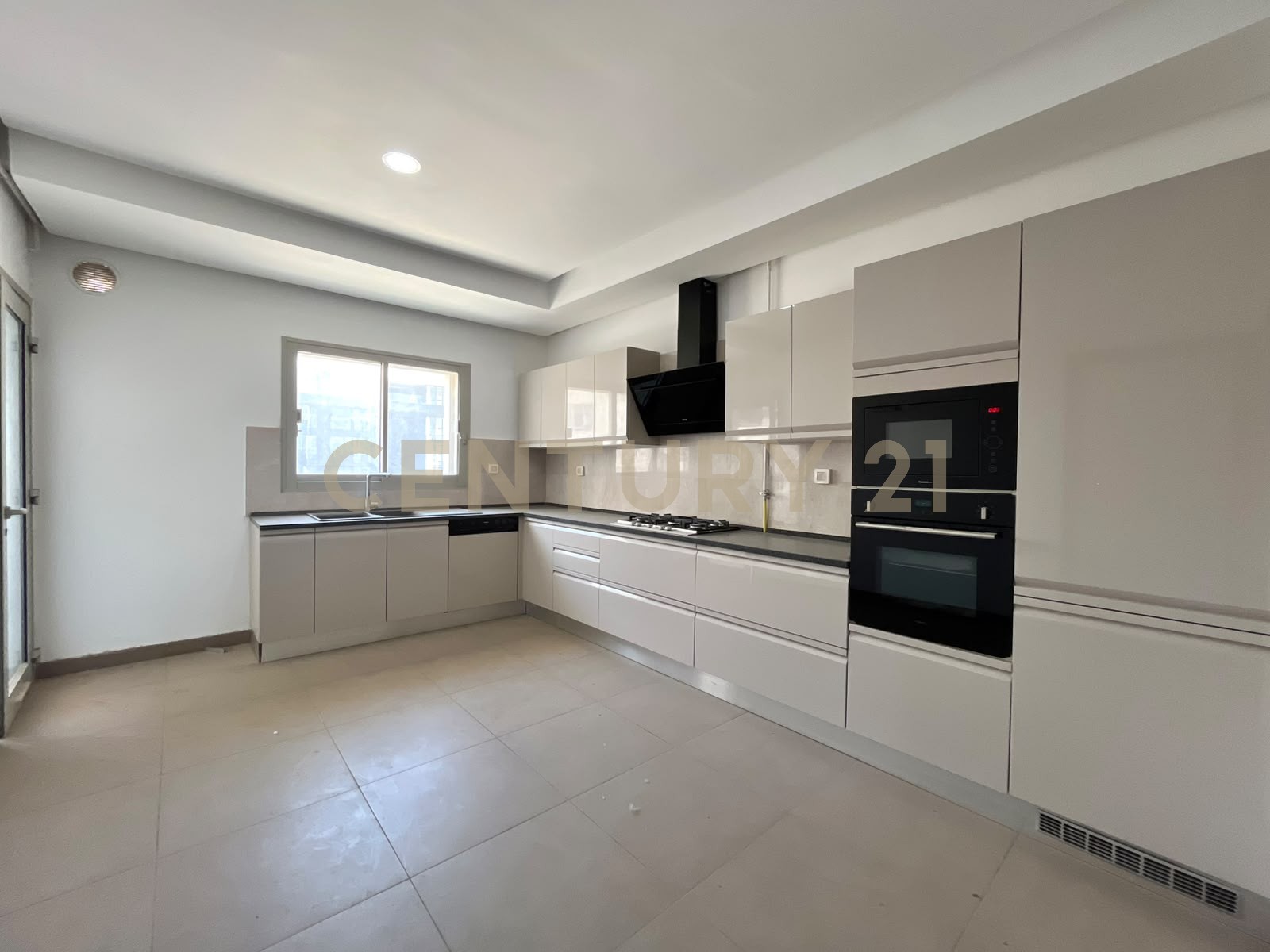 À vendre appartement S+2 Les berges du Lac 2