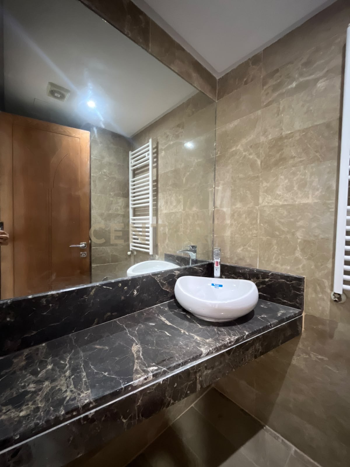 À vendre appartement S+2 Les berges du Lac 2