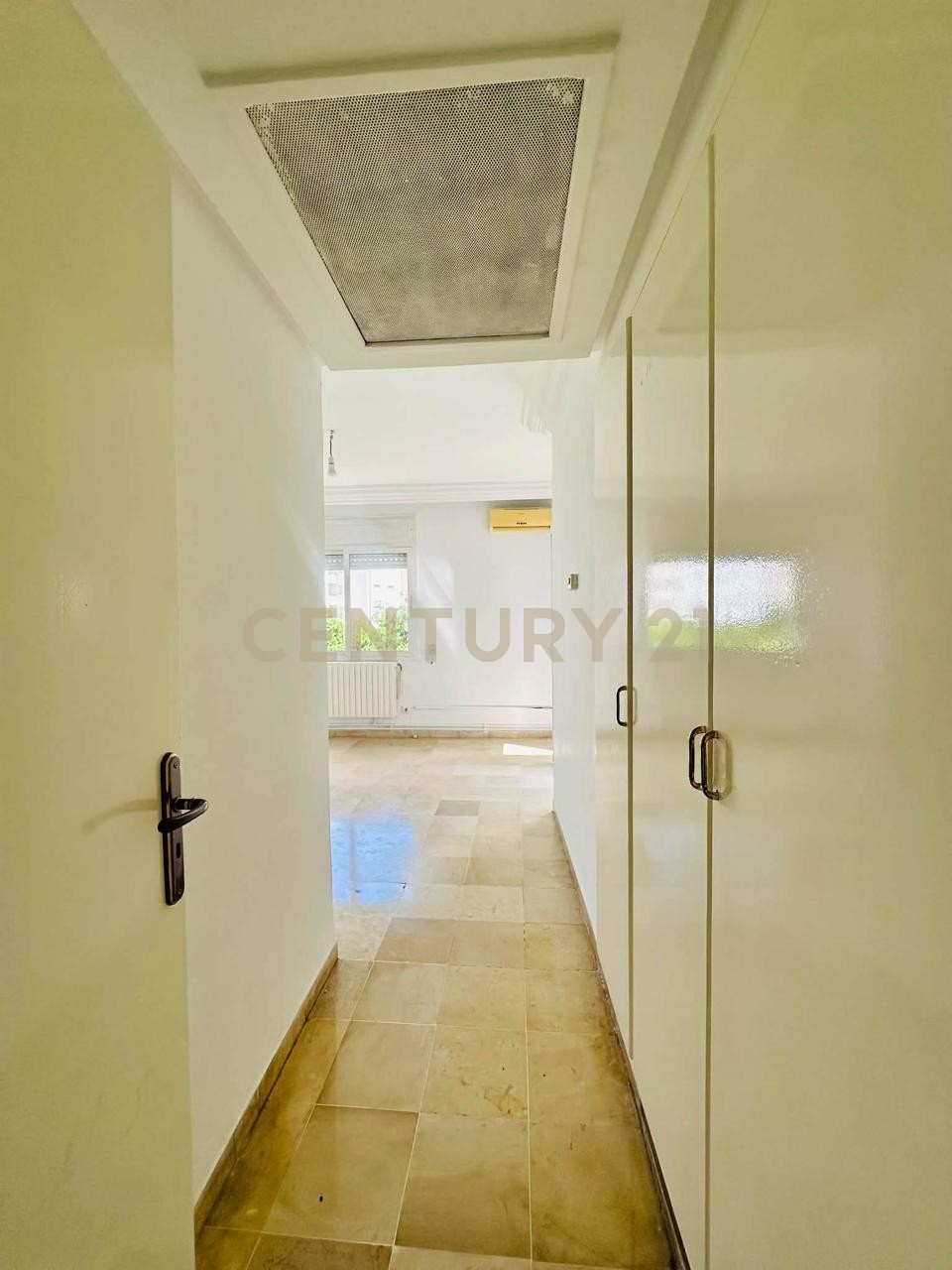À louer : Villa S+4 Les berges du Lac 1