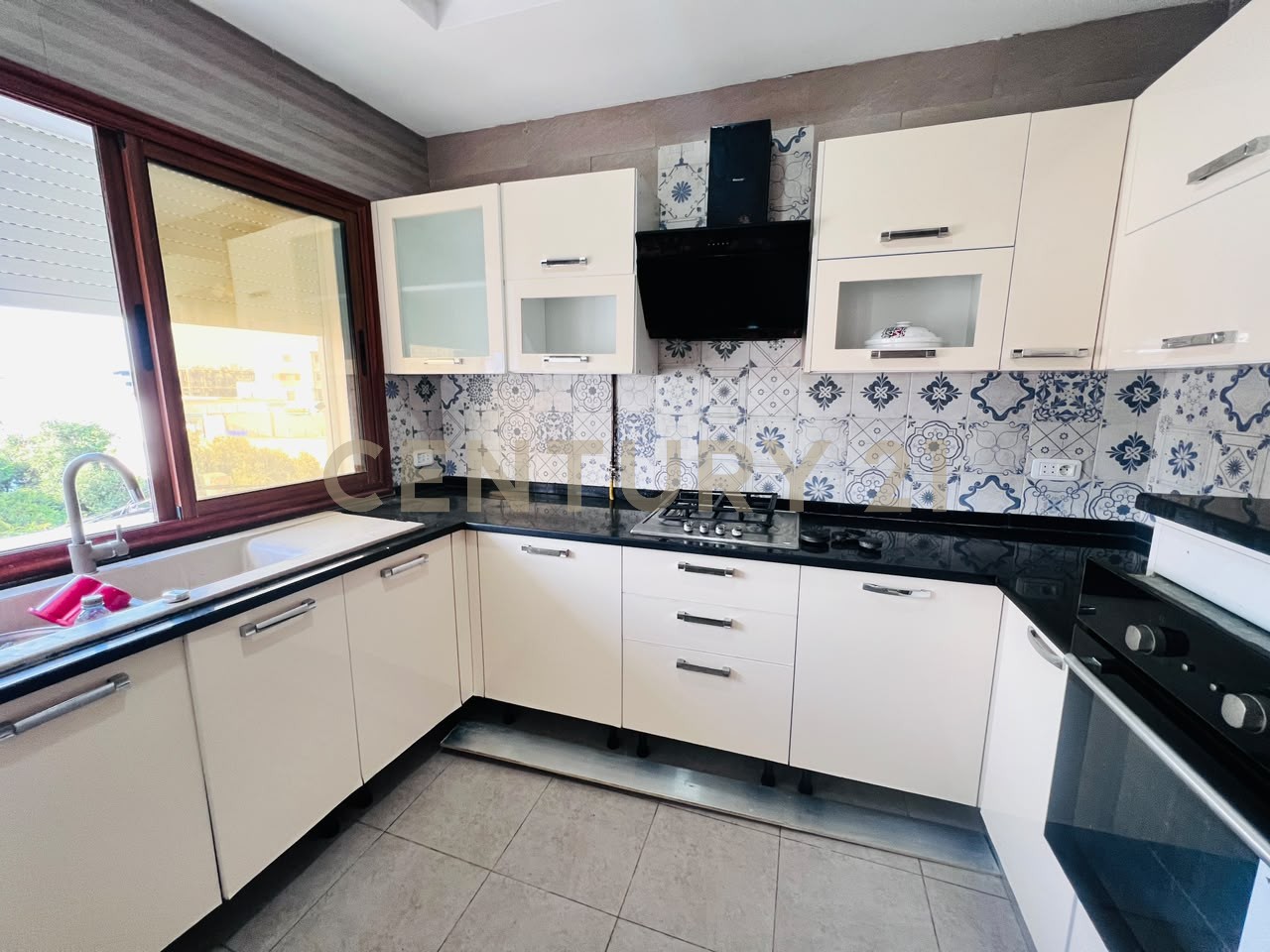 À louer étage de villa S+3 Sidi Daoud