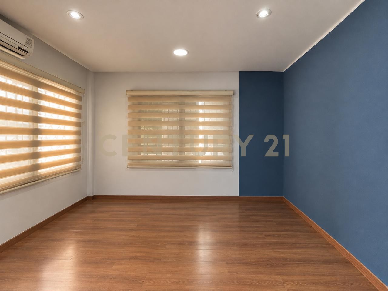 À vendre : Bureau H+2 aux Berges du Lac 1