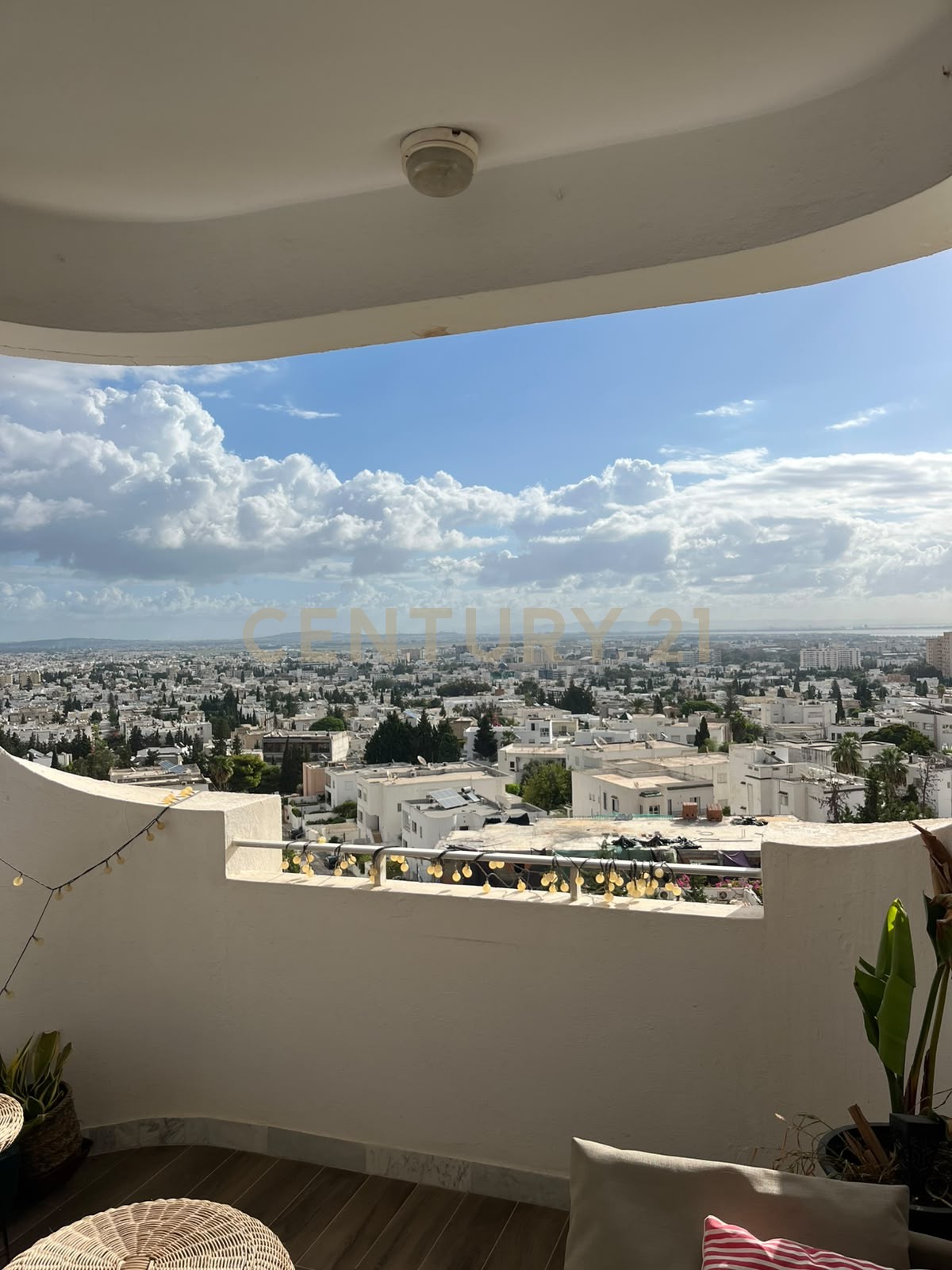 À louer appartement S+3 meublé El Menzah 6