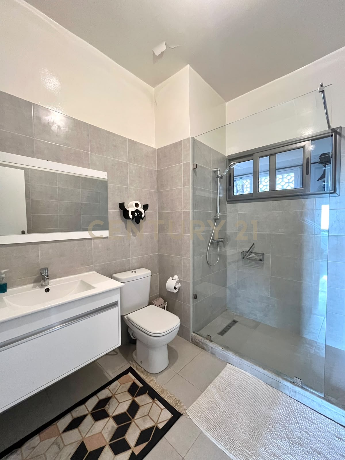 À louer appartement S+3 meublé El Menzah 6