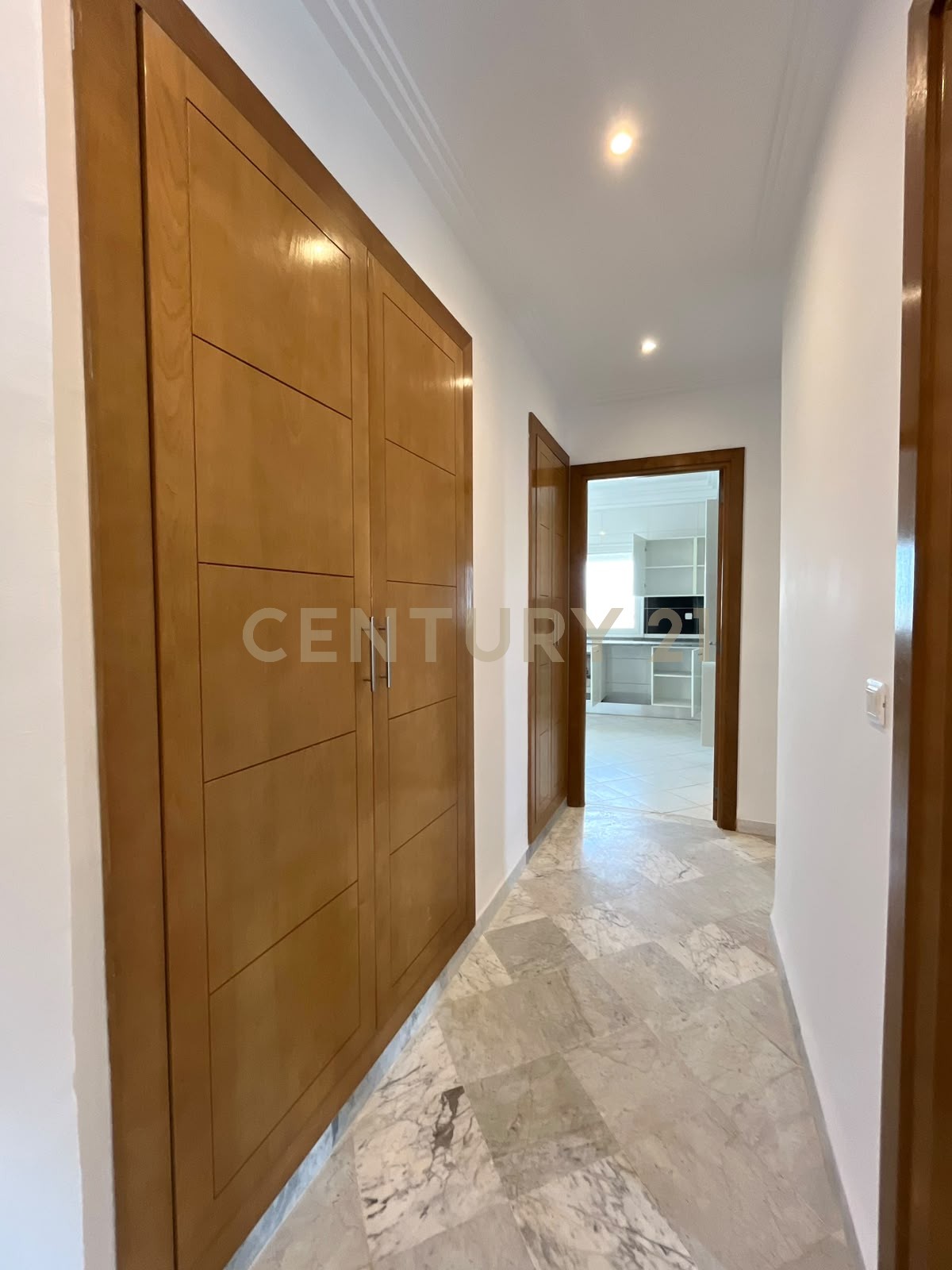 À louer appartement S+3 Les berges du Lac 2