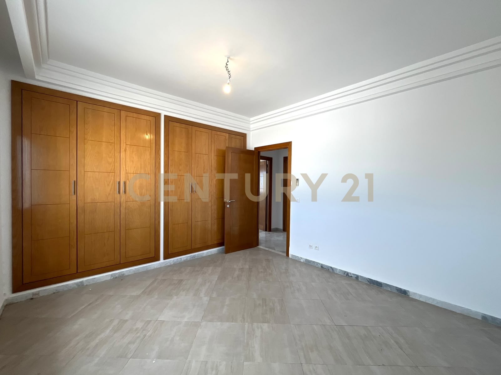À louer appartement S+3 Les berges du Lac 2