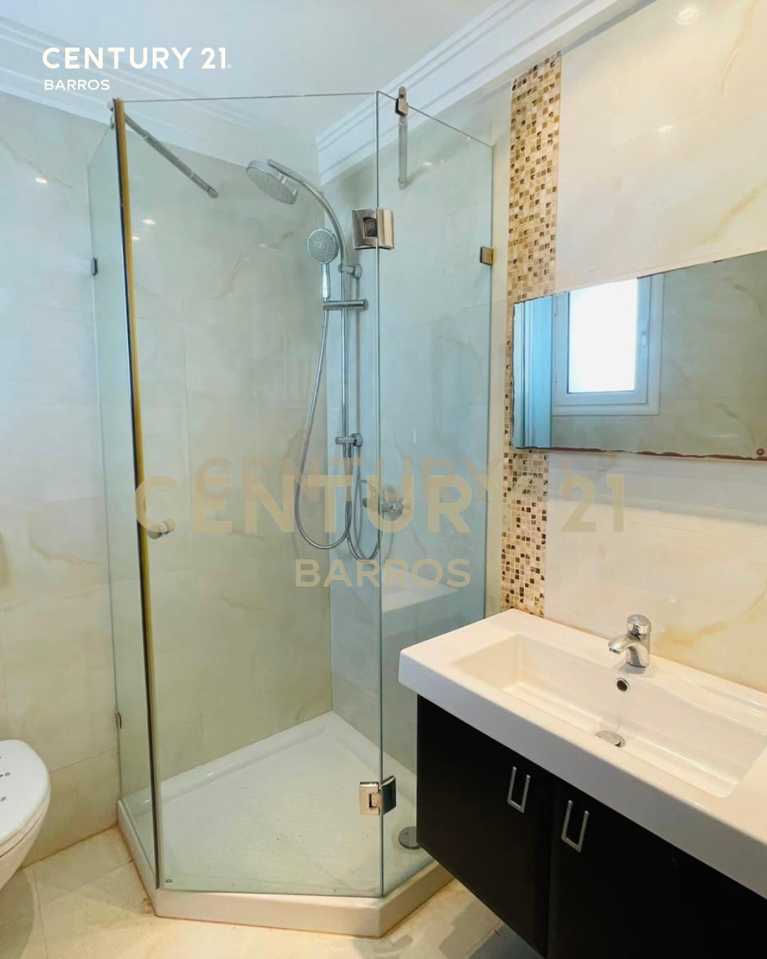 À vendre appartement S+3 Ain Zaghouan Nord