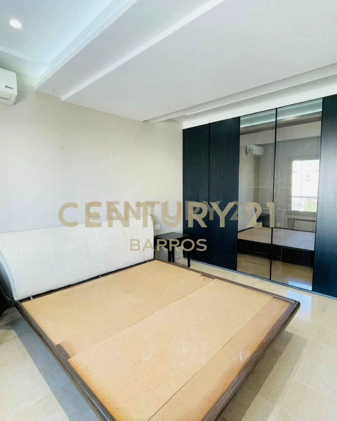 À louer appartement S+3 Aouina