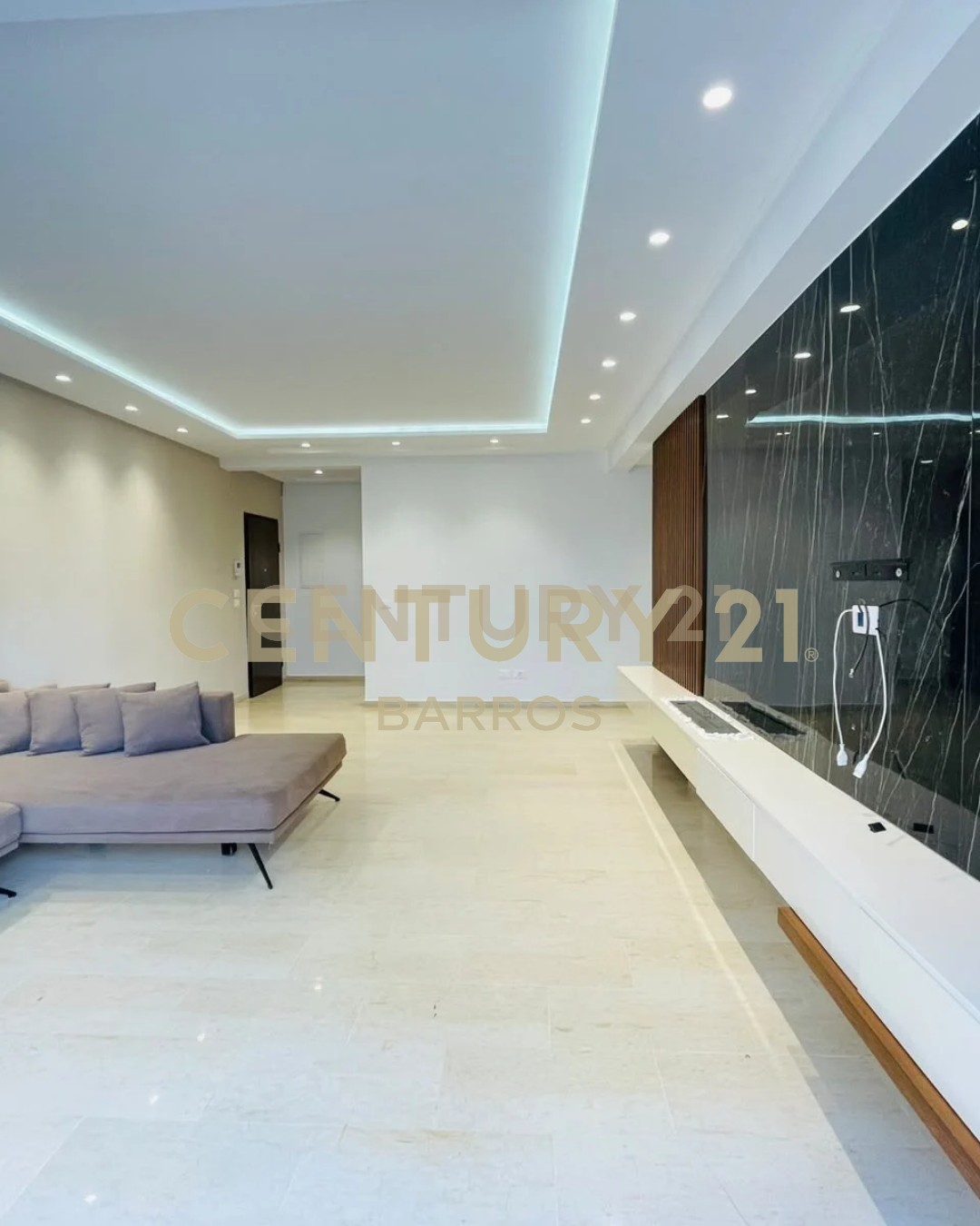 À louer appartement S+3 Aouina